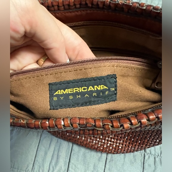 Americana by Sharif — Woven Leather Crossbody Bag - Picture 6 of 8